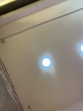 Hannahpradaa  online show from 19, 1, 2026