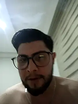 Snapshot of Mstfaavan64 chatting on 26, 3, 2026 Mstfaavan64 online show from 26, 3, 2026