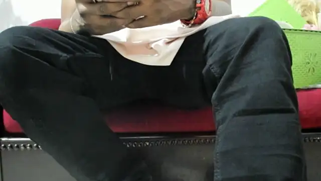 Snapshot of hathor__01 chatting on 6, 11, 2025 hathor 01 online show from 6, 11, 2025