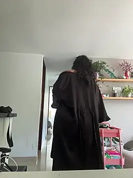 Snapshot of SugarTroubl33 chatting on 18, 11, 2025 SugarTroubl33 online show from 18, 11, 2025