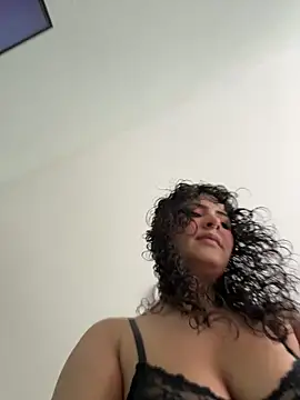 Snapshot of SugarTroubl33 chatting on 21, 11, 2025 SugarTroubl33 online show from 21, 11, 2025