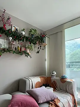 Snapshot of SugarTroubl33 chatting on 29, 11, 2025 SugarTroubl33 online show from 29, 11, 2025