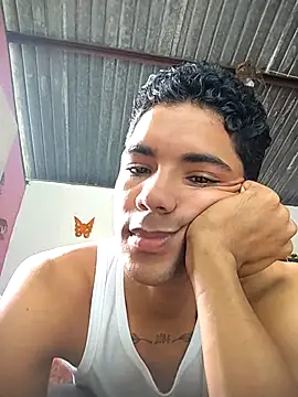 Snapshot of Alex_Sweeting chatting on 25, 11, 2025 Alex Sweeting online show from 25, 11, 2025