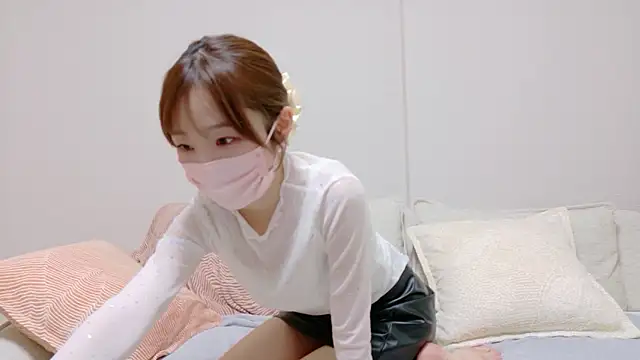 Snapshot of muichat_61 chatting on 13, 3, 2026 muichat 61 online show from 13, 3, 2026