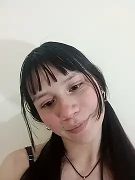 Snapshot of My_Meloddy chatting on 8, 11, 2025 My Meloddy online show from 8, 11, 2025