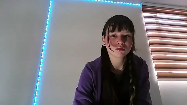 Snapshot of My_Meloddy chatting on 3, 12, 2025 My Meloddy online show from 3, 12, 2025