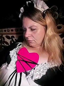 Snapshot of Lana-murr chatting on 2, 11, 2025 Lana-murr online show from 2, 11, 2025