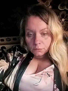 Snapshot of Lana-murr chatting on 15, 11, 2025 Lana-murr online show from 15, 11, 2025