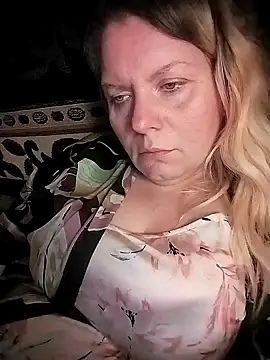 Snapshot of Lana-murr chatting on 15, 11, 2025 Lana-murr online show from 15, 11, 2025