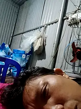 Snapshot of bella-la chatting on 1, 11, 2025 bella-la online show from 1, 11, 2025