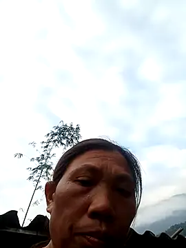 Snapshot of bella-la chatting on 21, 11, 2025 bella-la online show from 21, 11, 2025