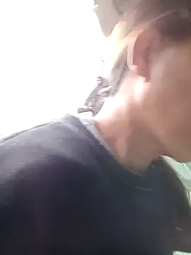 Snapshot of bella-la chatting on 22, 11, 2025 bella-la online show from 22, 11, 2025