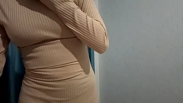 Snapshot of HOTBellakle chatting on 29, 11, 2025 HOTBellakle online show from 29, 11, 2025