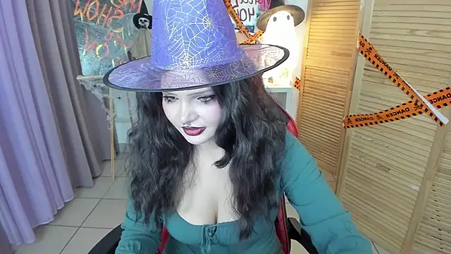 babyyullii online show from 28, 10, 2025