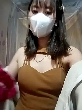 Snapshot of Em_xinh01 chatting on 2, 11, 2025 Em xinh01 online show from 2, 11, 2025