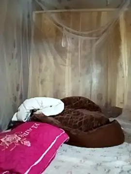 Snapshot of Em_xinh01 chatting on 22, 11, 2025 Em xinh01 online show from 22, 11, 2025