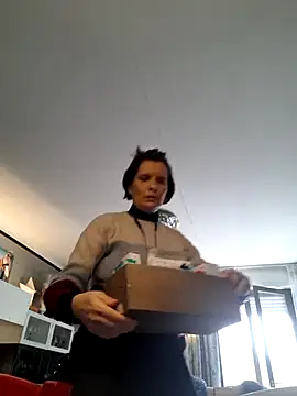 Piediniecollant online show from 5, 3, 2026