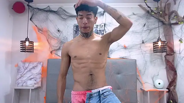 Snapshot of mike_mhoran chatting on 29, 10, 2025 mike mhoran online show from 29, 10, 2025