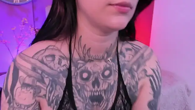 mia jagger online show from 10, 2, 2026