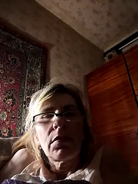 Snapshot of Georgette466 chatting on 23, 11, 2025 Georgette466 online show from 23, 11, 2025