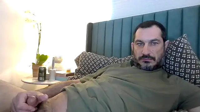 Snapshot of ckraiders84 chatting on 8, 3, 2026 ckraiders84 online show from 8, 3, 2026