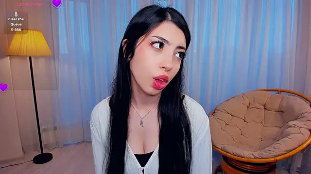 Snapshot of TonjaNeace chatting on 5, 12, 2025 TonjaNeace online show from 5, 12, 2025