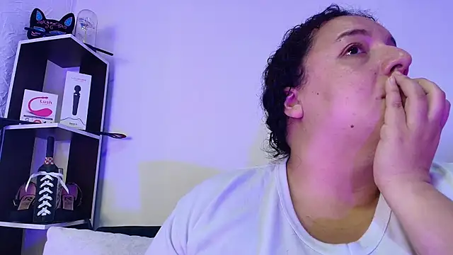 Natasha Amber online show from 8, 11, 2025