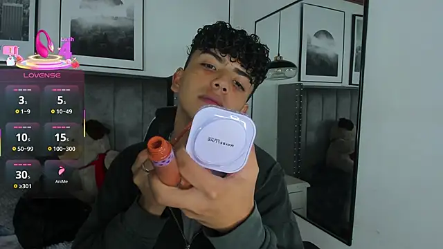 Snapshot of Niick_Twiink chatting on 20, 11, 2025 Niick Twiink online show from 20, 11, 2025