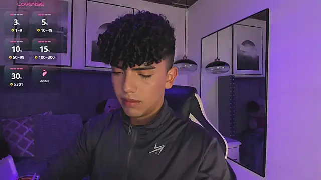 Snapshot of Niick_Twiink chatting on 27, 11, 2025 Niick Twiink online show from 27, 11, 2025