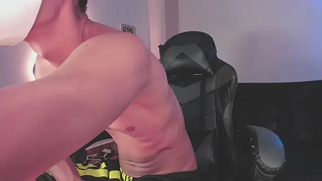 Snapshot of Senpai_Lover chatting on 17, 11, 2025 Senpai Lover online show from 17, 11, 2025