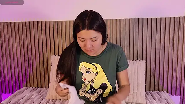 Maddy69a   online show from 31, 10, 2025