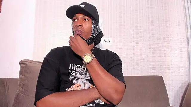 Snapshot of for_itan chatting on 4, 12, 2025 for itan online show from 4, 12, 2025