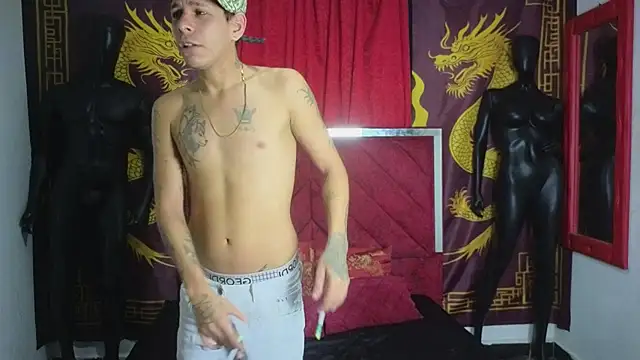 Snapshot of Scoundrel_Room chatting on 25, 11, 2025 Scoundrel Room online show from 25, 11, 2025