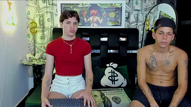 Snapshot of Magic_Duo chatting on 3, 11, 2025 Magic Duo online show from 3, 11, 2025