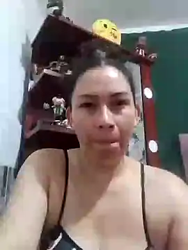 Snapshot of Adelgey-Michell chatting on 25, 11, 2025 Adelgey-Michell online show from 25, 11, 2025