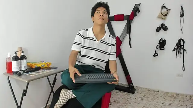 Maximiliano Khalil online show from 28, 11, 2025