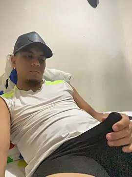 MichaManu7 online show from 7, 11, 2025