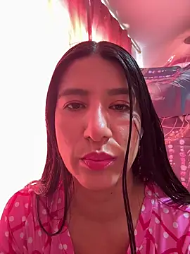 scarlethsb33 online show from 4, 11, 2025