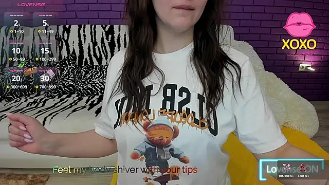 Snapshot of GlowMimi chatting on 22, 3, 2026 GlowMimi online show from 22, 3, 2026