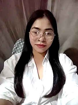 Bamboo-niee123 online show from 6, 3, 2026