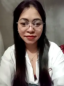 Bamboo-niee123 online show from 15, 3, 2026