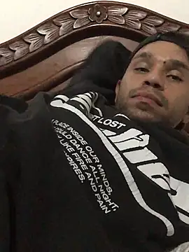 Snapshot of Msmn chatting on 3, 11, 2025 Msmn online show from 3, 11, 2025