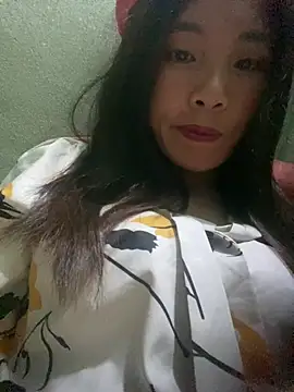 Snapshot of Elysia-007 chatting on 1, 3, 2026 Elysia-007 online show from 1, 3, 2026