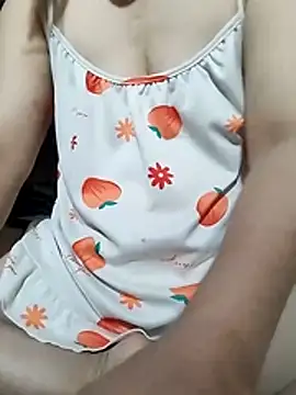 Snapshot of -Hazel-123 chatting on 13, 11, 2025 -Hazel-123 online show from 13, 11, 2025