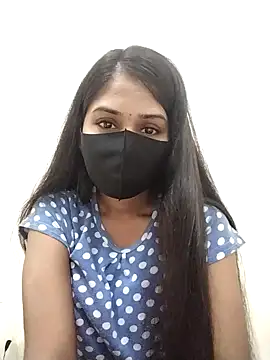 Green LaDY66 online show from 9, 11, 2025