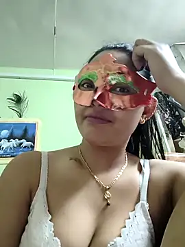 Snapshot of DesiBomb_ chatting on 29, 10, 2025 DesiBomb  online show from 29, 10, 2025