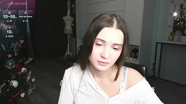 Hana Flo  online show from 13, 1, 2026