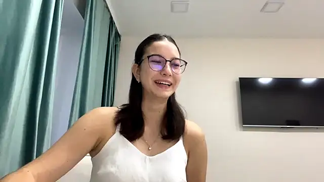 Allisgree online show from 10, 11, 2025