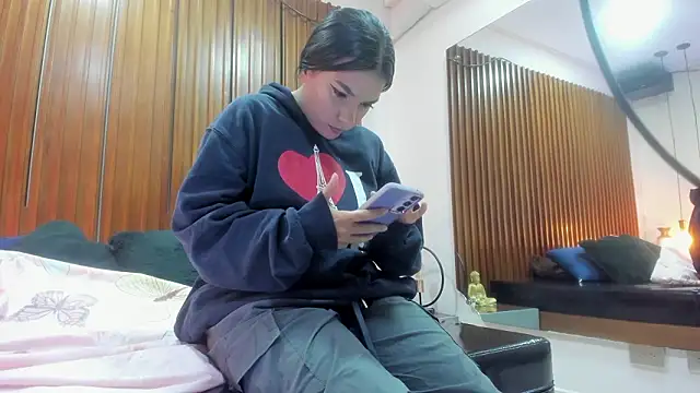 Arianaa Gray online show from 1, 2, 2026