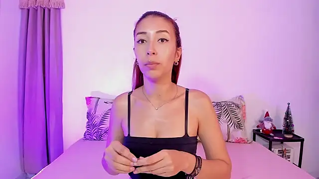 Snapshot of julialex_ chatting on 24, 11, 2025 julialex online show from 24, 11, 2025